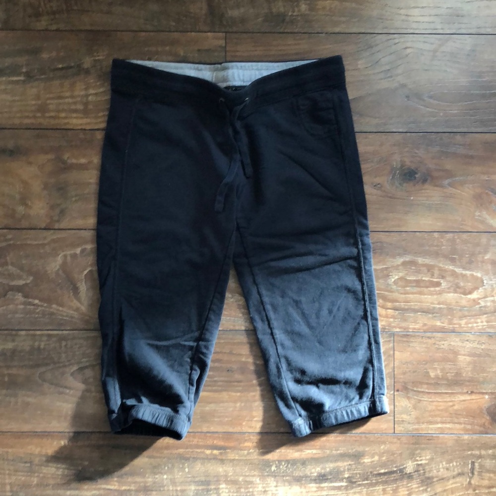 Nike workout capris